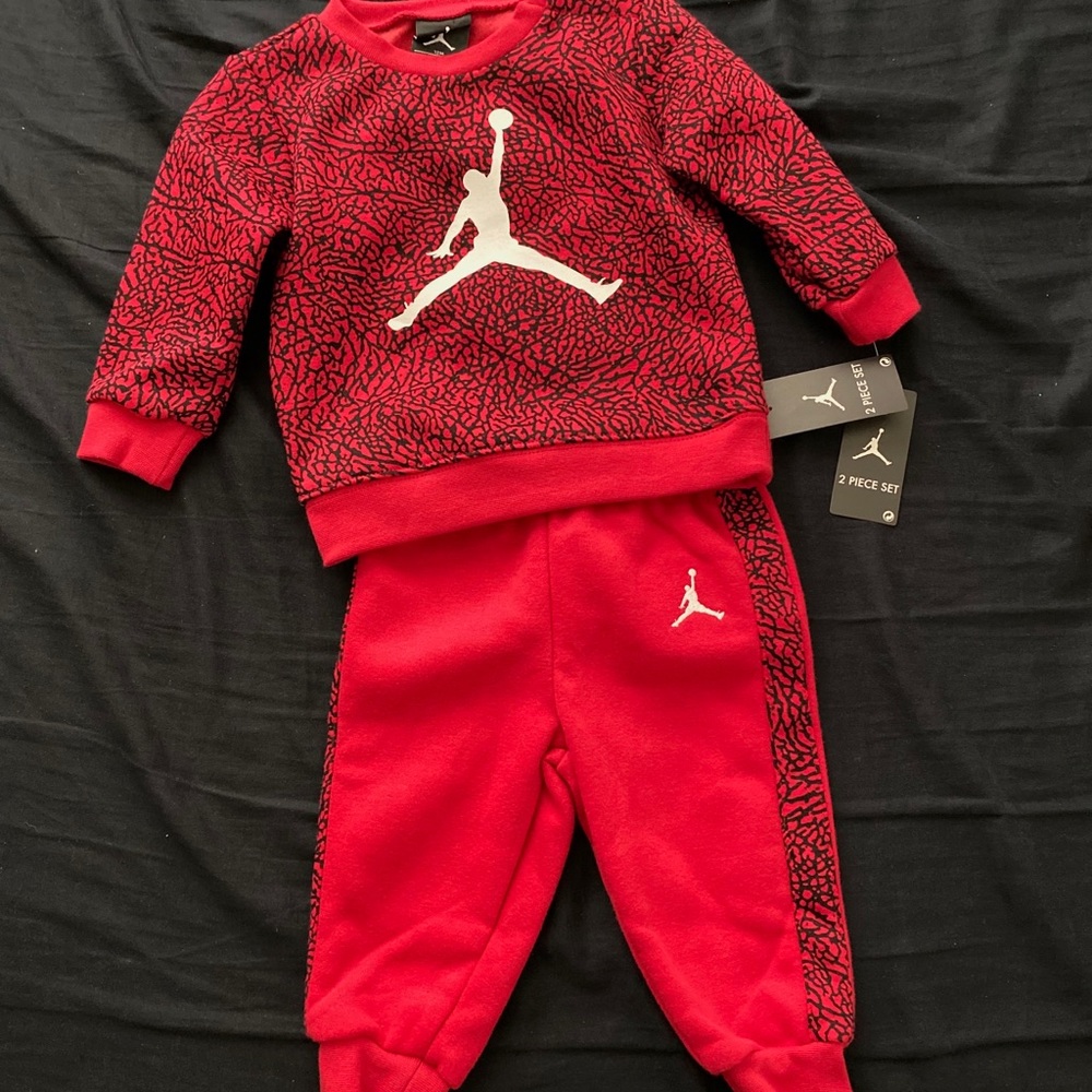 Jordan sweater and joggers set